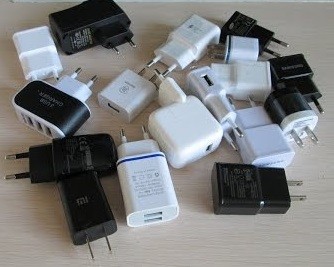 Вилки сетевые с выходом USB Магазин пультов - ТВ антенны, слуховые аппараты